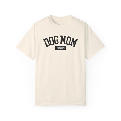 Personalized Dog Mom Varsity Style Unisex Garment-Dyed T-shirt