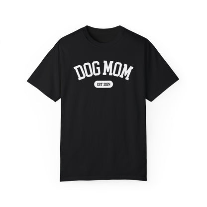 Personalized Dog Mom Varsity Style Unisex Garment-Dyed T-shirt