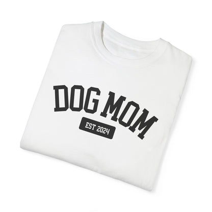 Personalized Dog Mom Varsity Style Unisex Garment-Dyed T-shirt