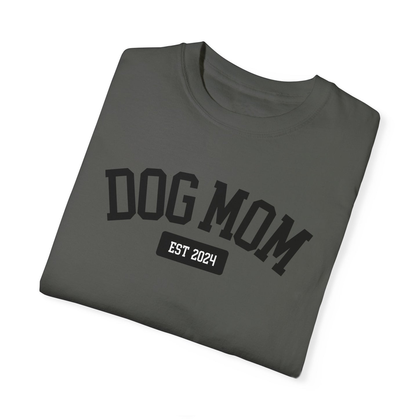 Personalized Dog Mom Varsity Style Unisex Garment-Dyed T-shirt